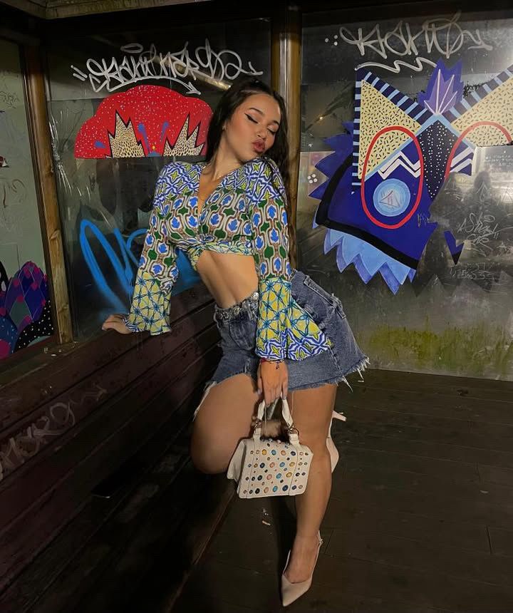 Escort - TATIANA - Ibiza Tops